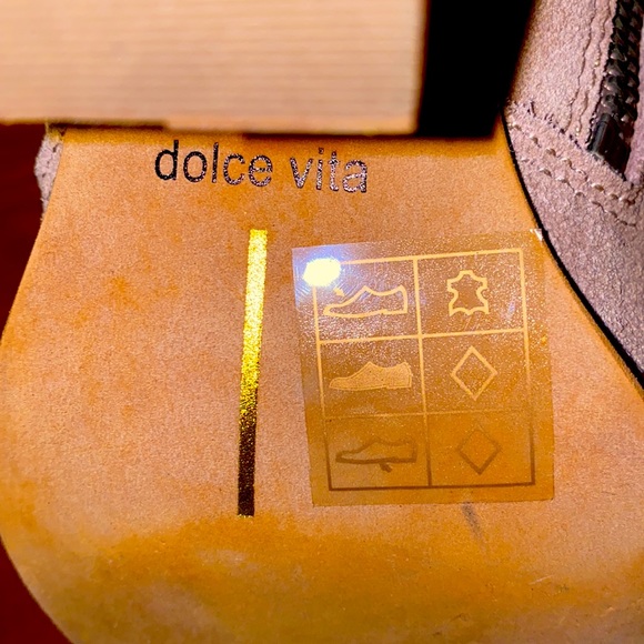 Dolce Vita Ankle Boot - Picture 4 of 11